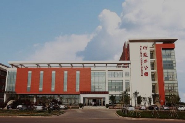 山東醫學高等專科學校樓宇智能化係統項目。